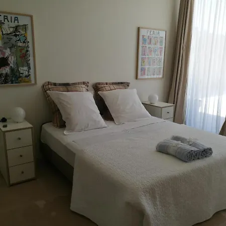 Bed & Breakfast Bacchus Chambres D'hotes Non Fumeur *